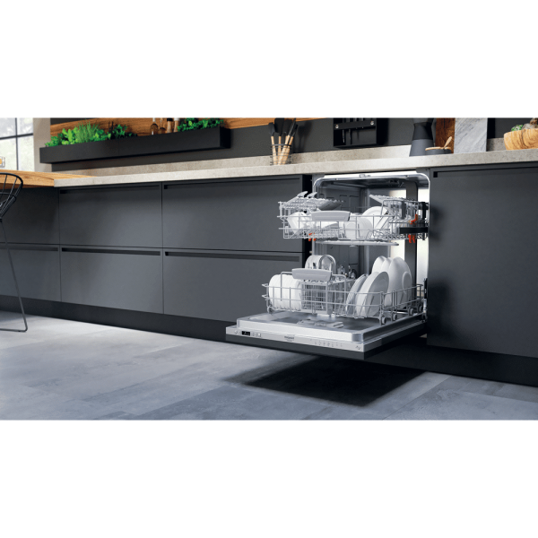 HIC 3C34  Hotpoint Ariston Lavastoviglie incasso 14 coperti D