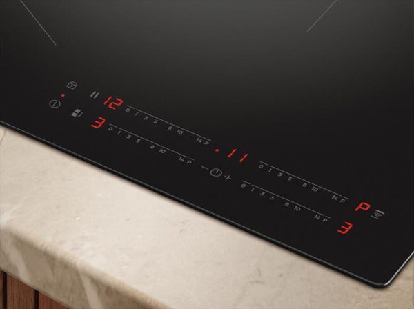 EIV83443CT ELECTROLUX  Piano cottura ad induzione Matt Serie 600 Bridge 80cm